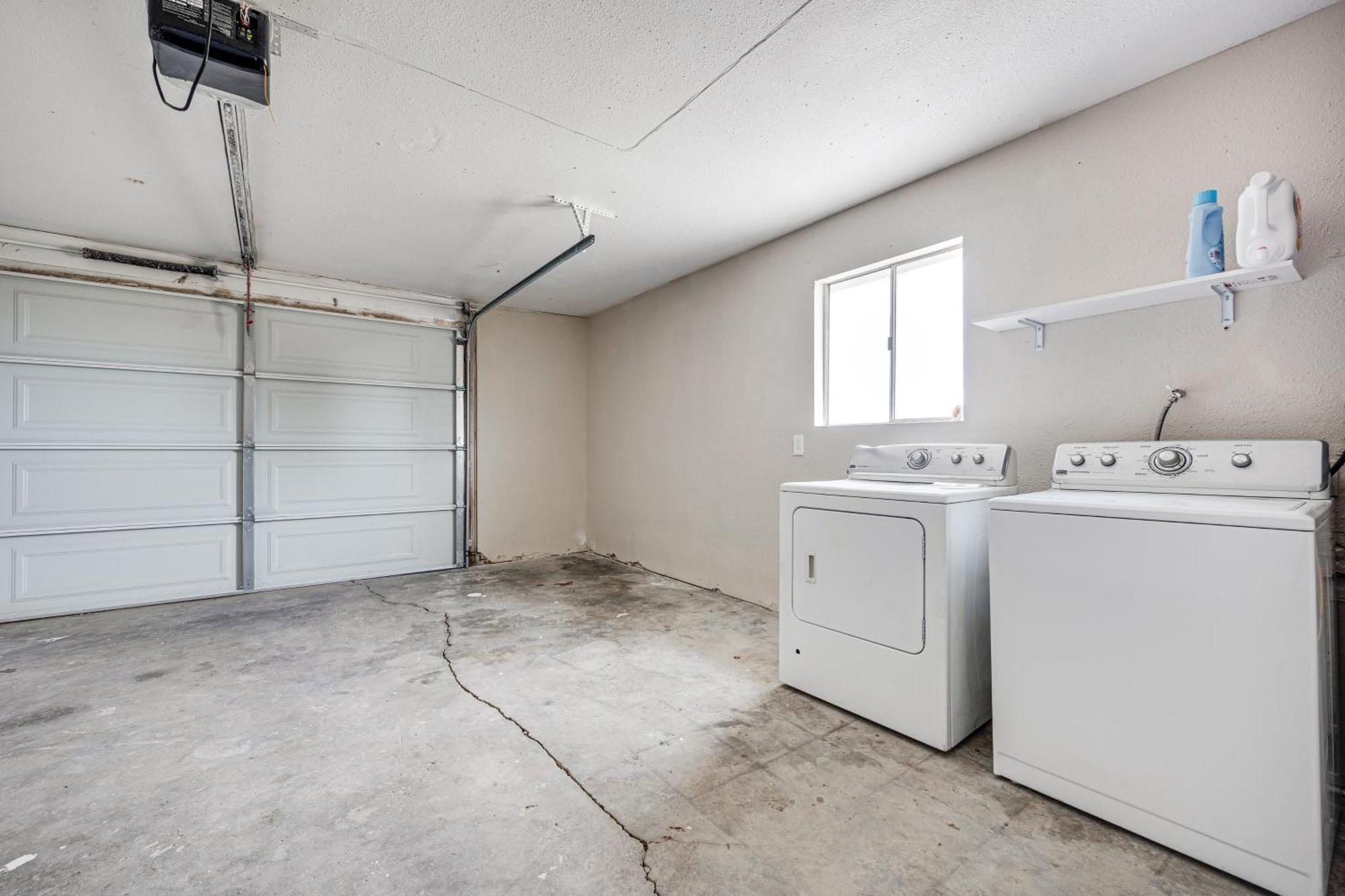 Convenient Joshua Tree Apartment - Walk To Town! Екстериор снимка